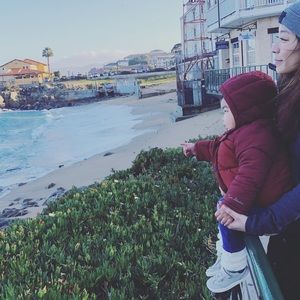 Meet your Posher, Lara